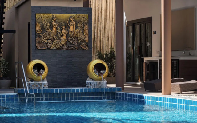 Blue Palm Residence Kata