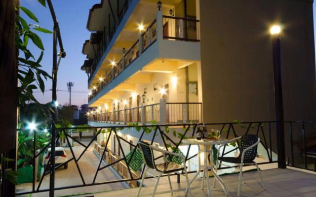 The Impress Sisaket