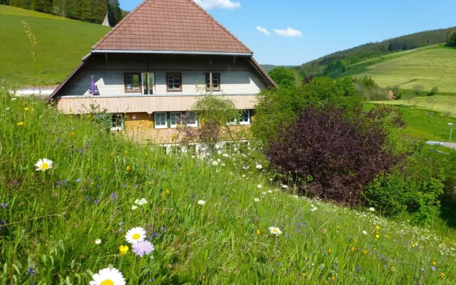 Oswaldenhof V Hrenbach