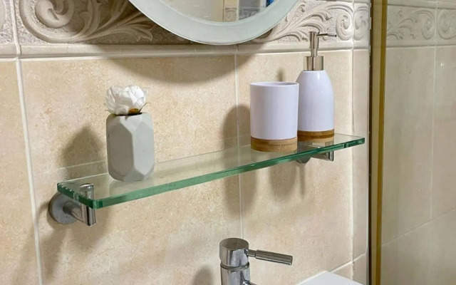 Cosy home with FREE PARKING and fast internet