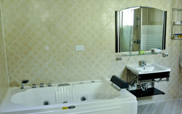 AES Luxury Apartments