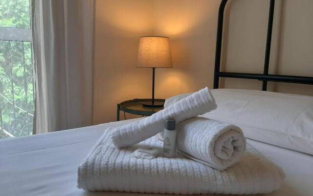 RUNFULIA Apartments & Rooms