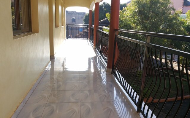 Garden Inn