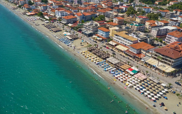 Dafni Plus Hotel