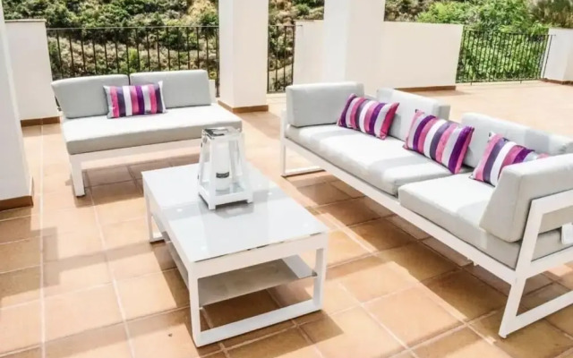 Modern Two Bedroom Villa With Indoor Pool & Spa