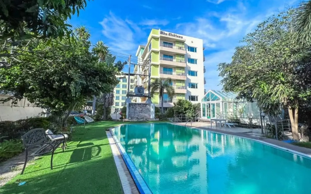 Chateau Vista Serviced apartment