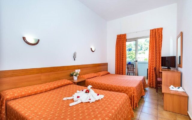Santa Susanna Resort Hotel