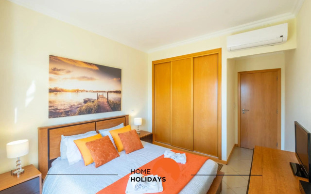 #045 Sea View Amazing Balcony Center