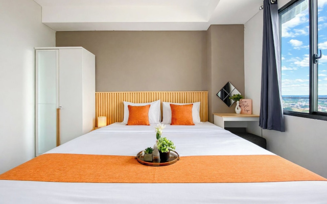 Good Design And Restful 1Br At Apartment Daan Mogot City