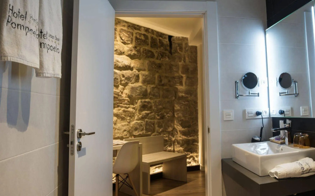 Hotel Pompaelo Urban Spa