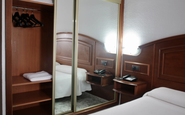 Hotel Tropical