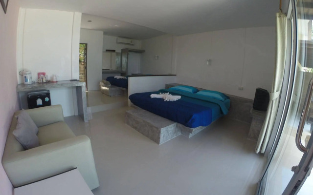 Moon Beach Resort