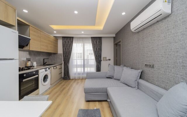 Chic Flat With Central Location in Muratpasa