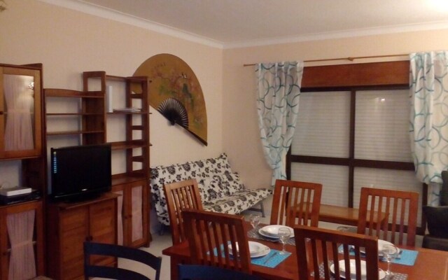 Charming and Spacious 1-bed Apartment in Albufeira