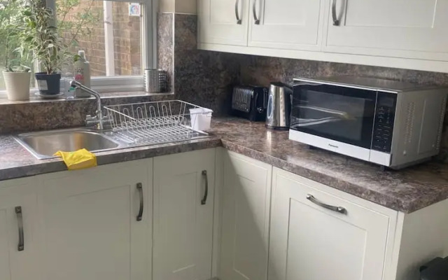 Glendale close - Huku Kwetu - 4 Bedroom