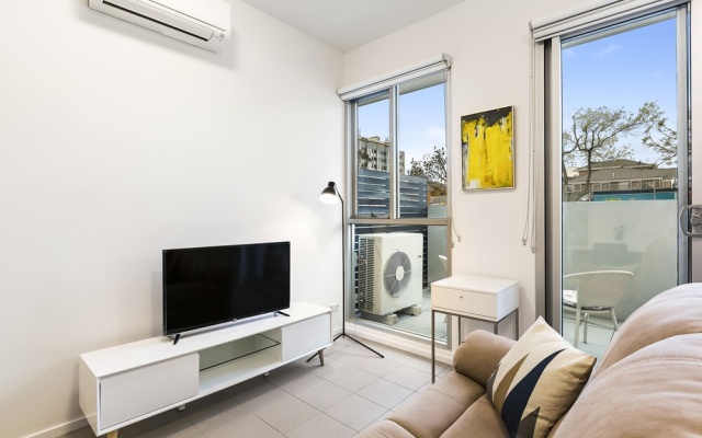 Poplar Sanctuary Apartments – Guest Rooms – Melbourne