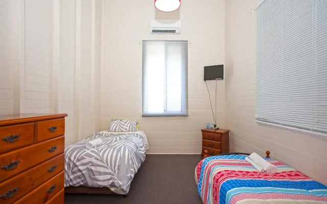 CBD Holiday Home