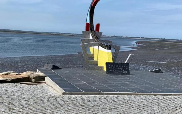 O Cantinho Entre a Ria e o Mar