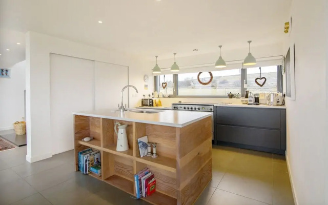 Solas, Ormiscaig, Luxury Coastal Retreat