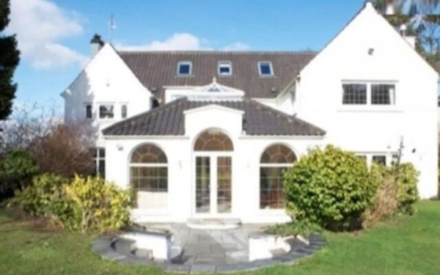 Manor House Apartment  Ravelston Dykes