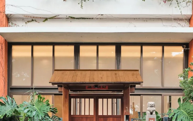 Wutong Hotel Apartment (Bao'an Center)