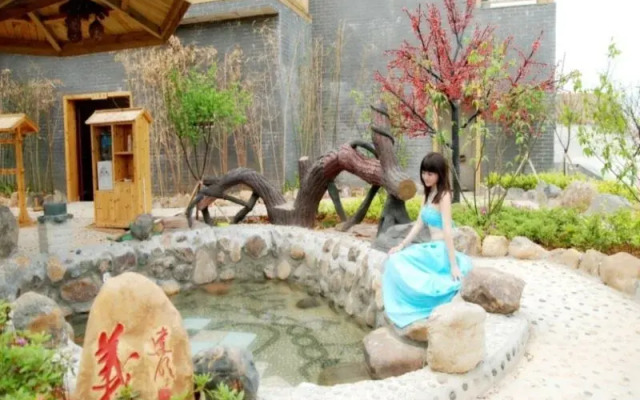 Golden Sun Resort