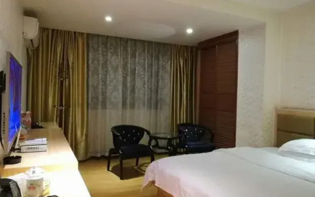 Pingnanxiandiwangbianjiejiudian