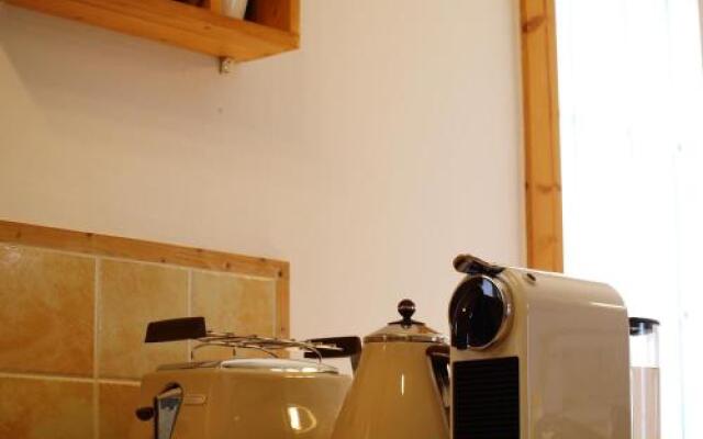 Jeju Namoo-n-sea Pension