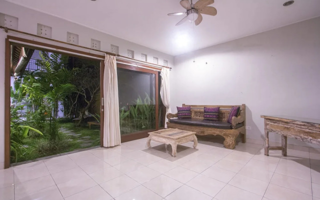 Uma Loka Villa