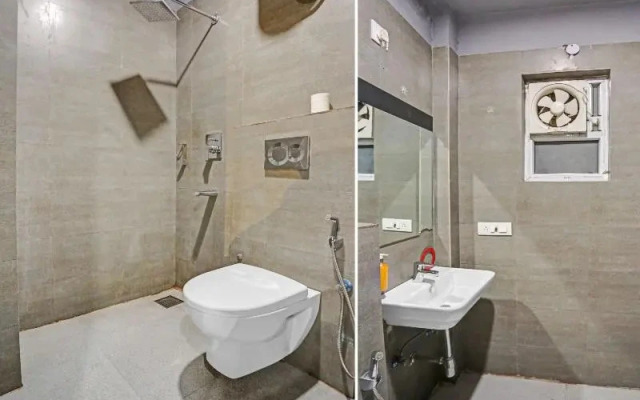 OYO Townhouse 475 Nangal Raya Pankha Road