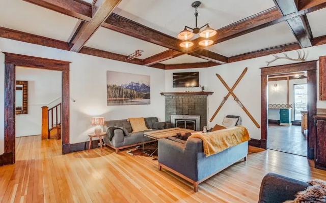 Banff's Rocky Mountain House
