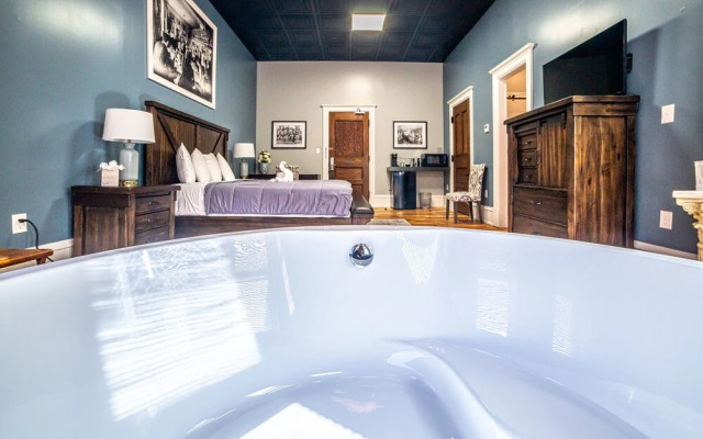 City Hall Grand Hotel