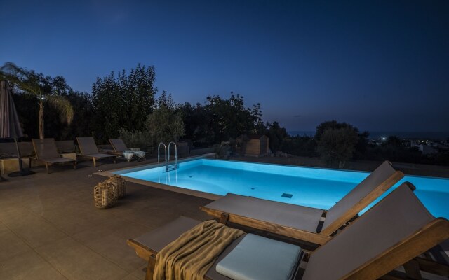AA Luxury Villas