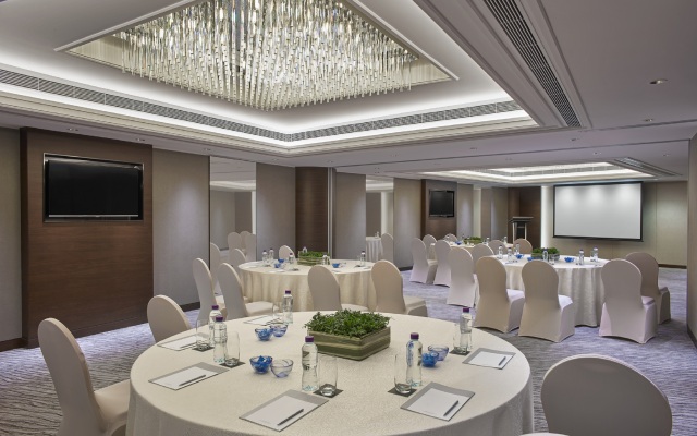 New World Millennium Hong Kong Hotel
