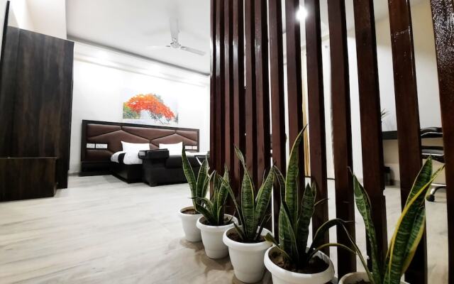 Hotel Sai Village Cyber Park