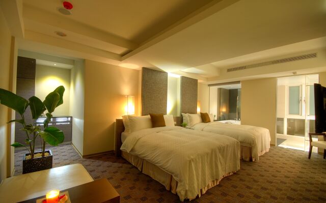 Kapok Hotel & Resorts