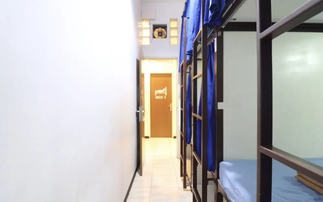 MADOR Malang Dorm Hostel