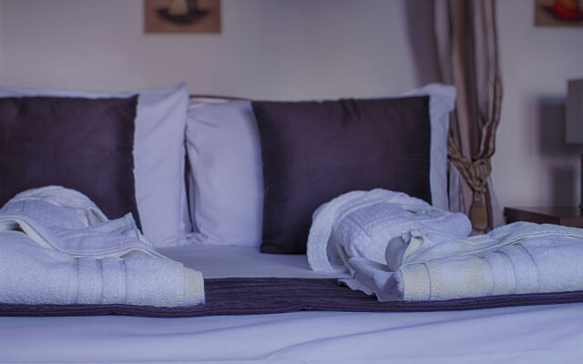 Melville Hall Hotel and Utopia Spa