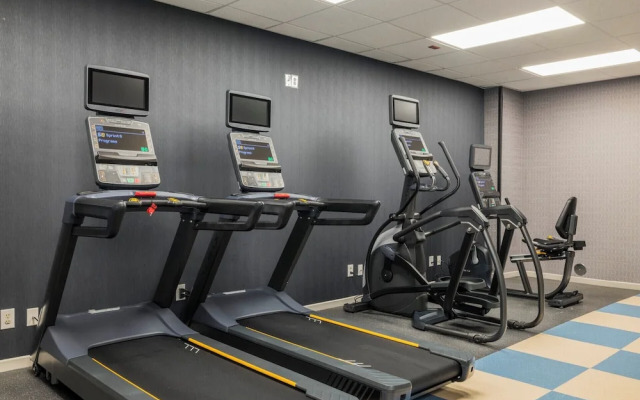 Wingate by Wyndham Columbus / Polaris