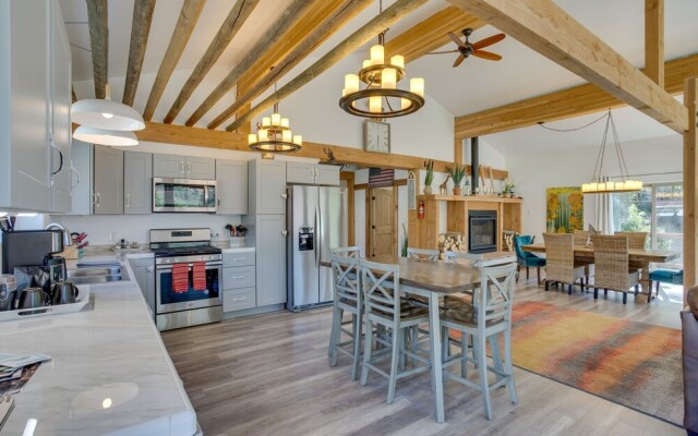 Magnificent Ouray Home w/ Deck & Mountain Views!