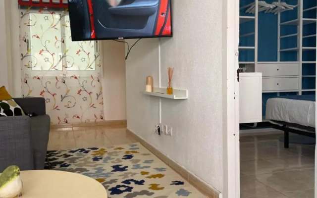 Sunny Apartment in the Heart of Santa Cruz
