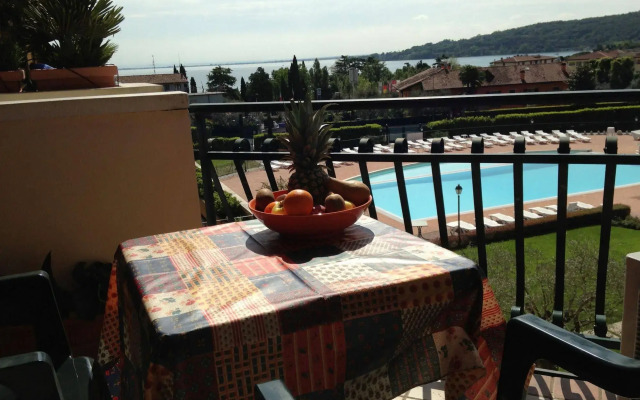 Le Terrazze Sul Lago Residence & Hotel