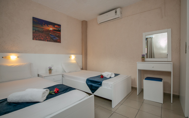 Mareva Hotel Apartments