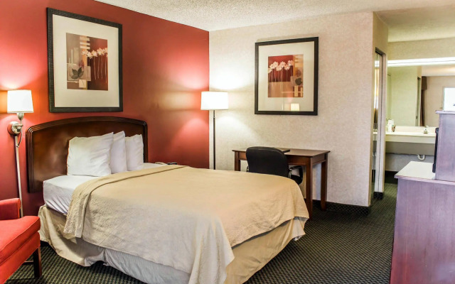 Quality Inn Roanoke Rapids