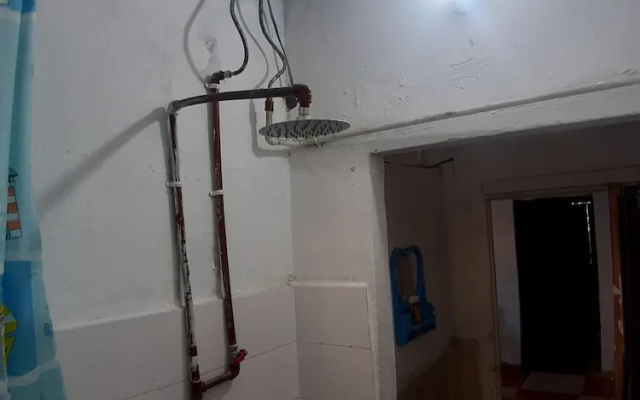 Mamdali Guest house