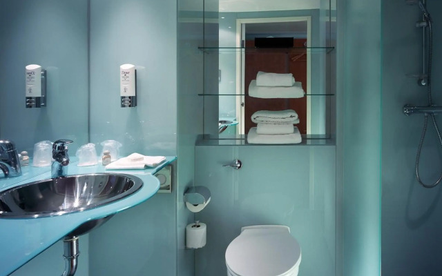 Holiday Inn London - West by IHG