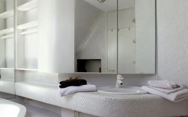 Hermitage-dahn Modern Retreat