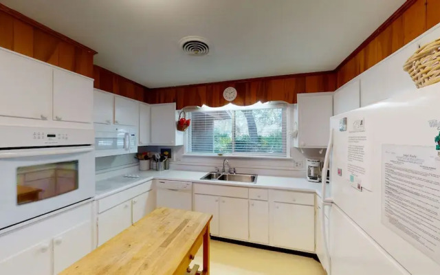 Almost Heaven 4 Bedroom Home