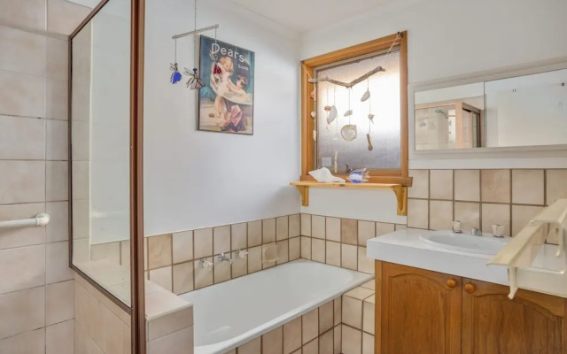 Foreshore Beach House: ideal family location