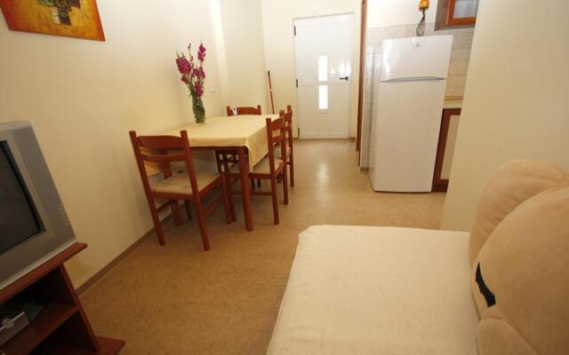 Apartments Vesna Mimice